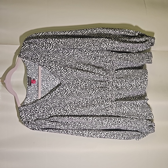 Vince Camuto NWT Cinch-Waist Top Sz M - Picture 1 of 5